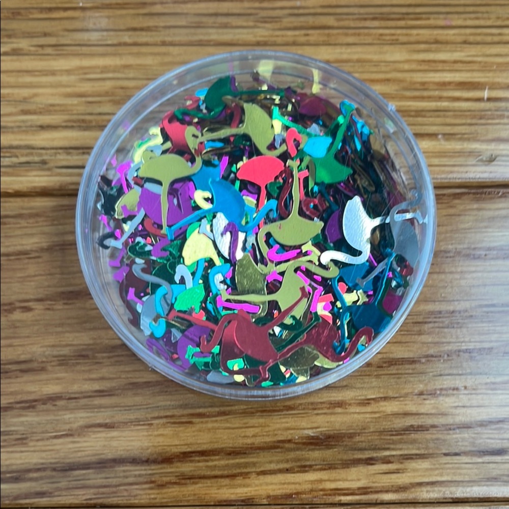 NWOT Multicolour Flamingo Confetti for Parties Table Decor Decorations